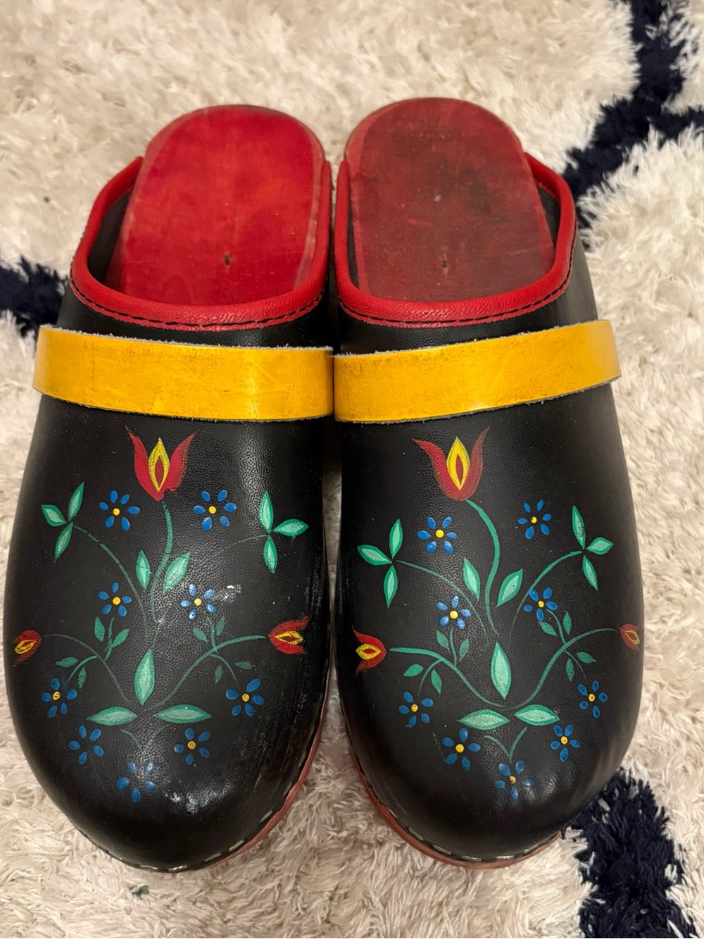 Gretel’s Clogs Vintage Hand-Painted Floral Clogs Size 38